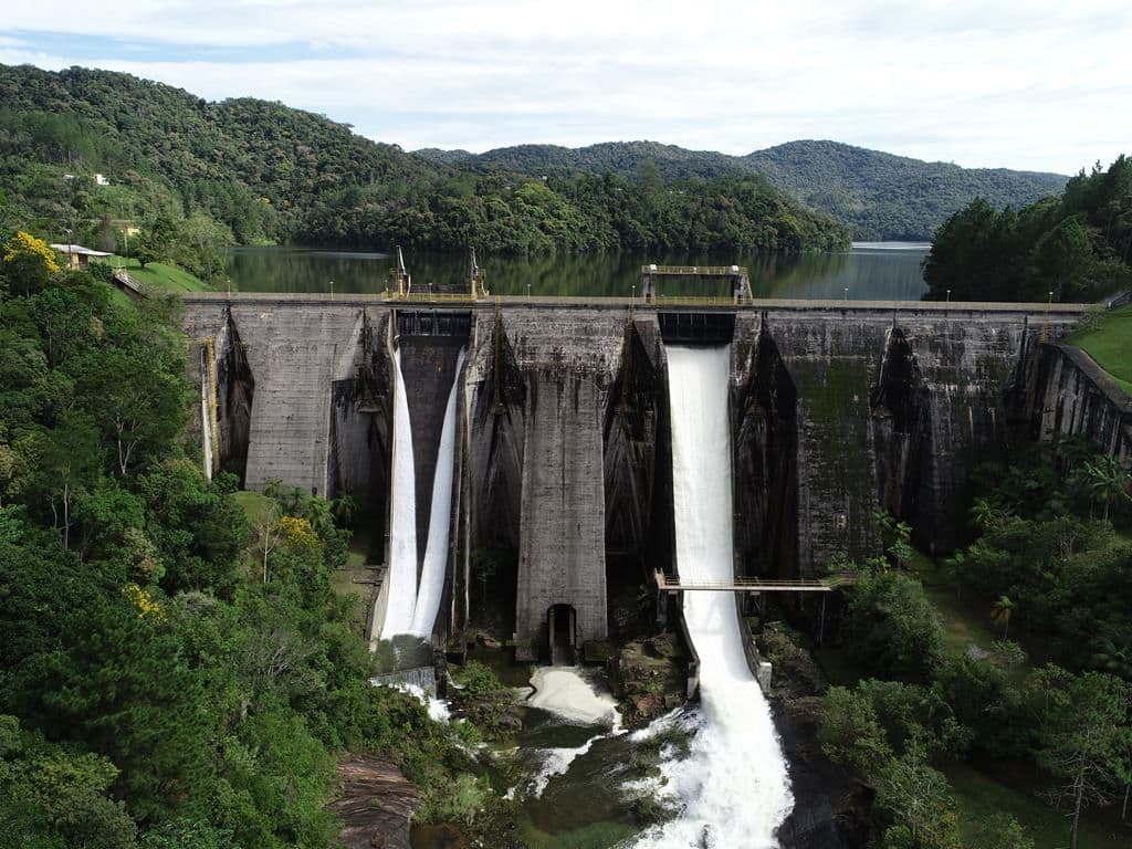 UHE - Fumaça (01).jpeg